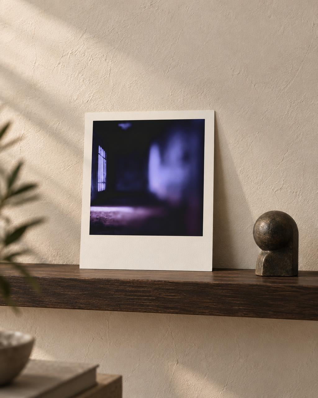 Gareth Lloyd - Instant #34 in-room collector visual (18 × 20 cm)