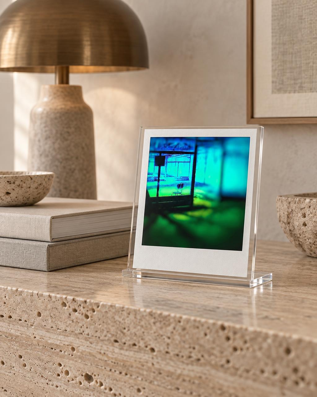 Gareth Lloyd - Instant #25 in-room collector visual (18 × 20 cm)